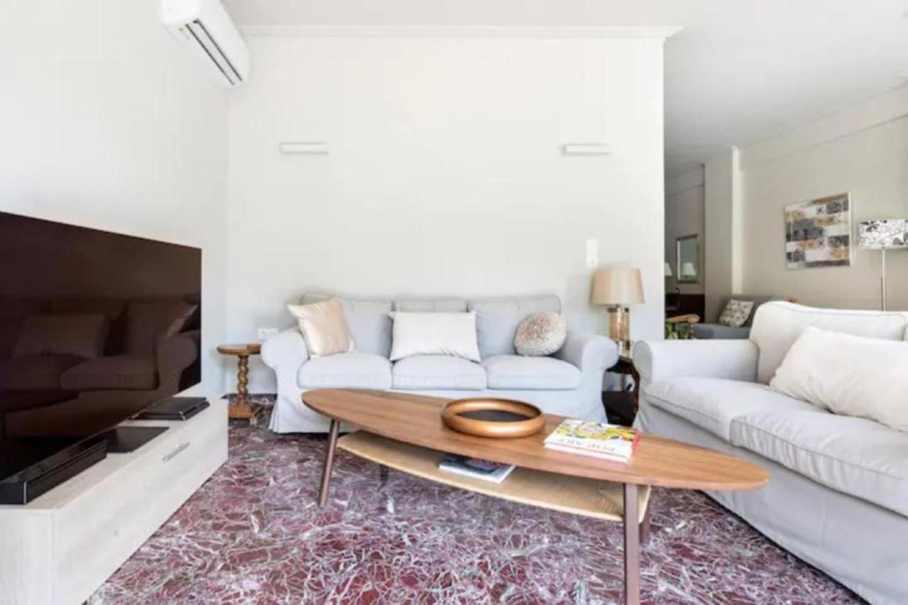 Flisvos Marina Refurbished Apartment Athens Exterior photo