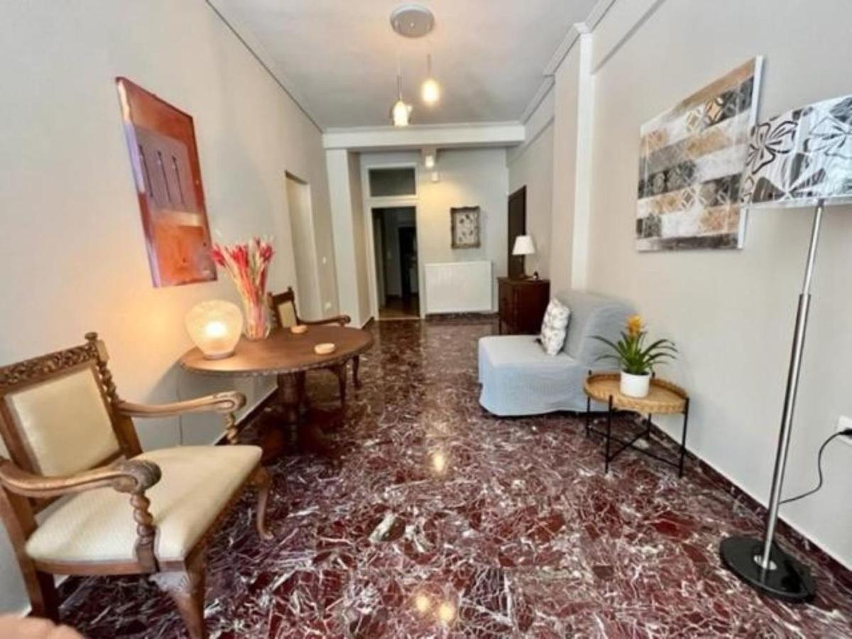 Flisvos Marina Refurbished Apartment Athens Exterior photo
