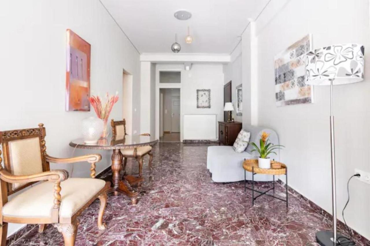 Flisvos Marina Refurbished Apartment Athens Exterior photo