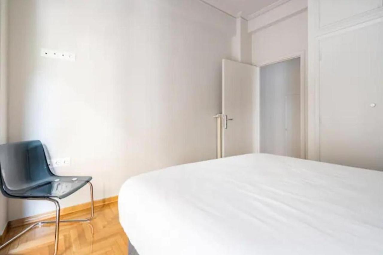 Flisvos Marina Refurbished Apartment Athens Exterior photo